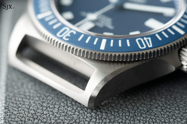 Hands-On: Tudor Pelagos FXD “Marine Nationale” | SJX Watches