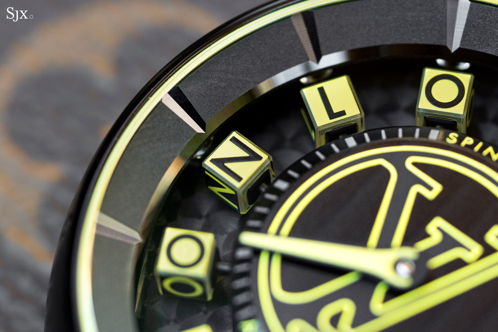 Louis Vuitton Tambour Spin Time Air Quantum: “Lit” Non-Traditional High  Watchmaking - Reprise - Quill & Pad