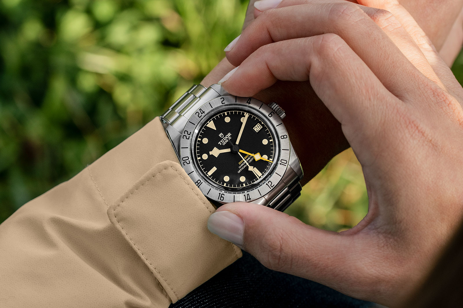 Tudor black bay online diameter