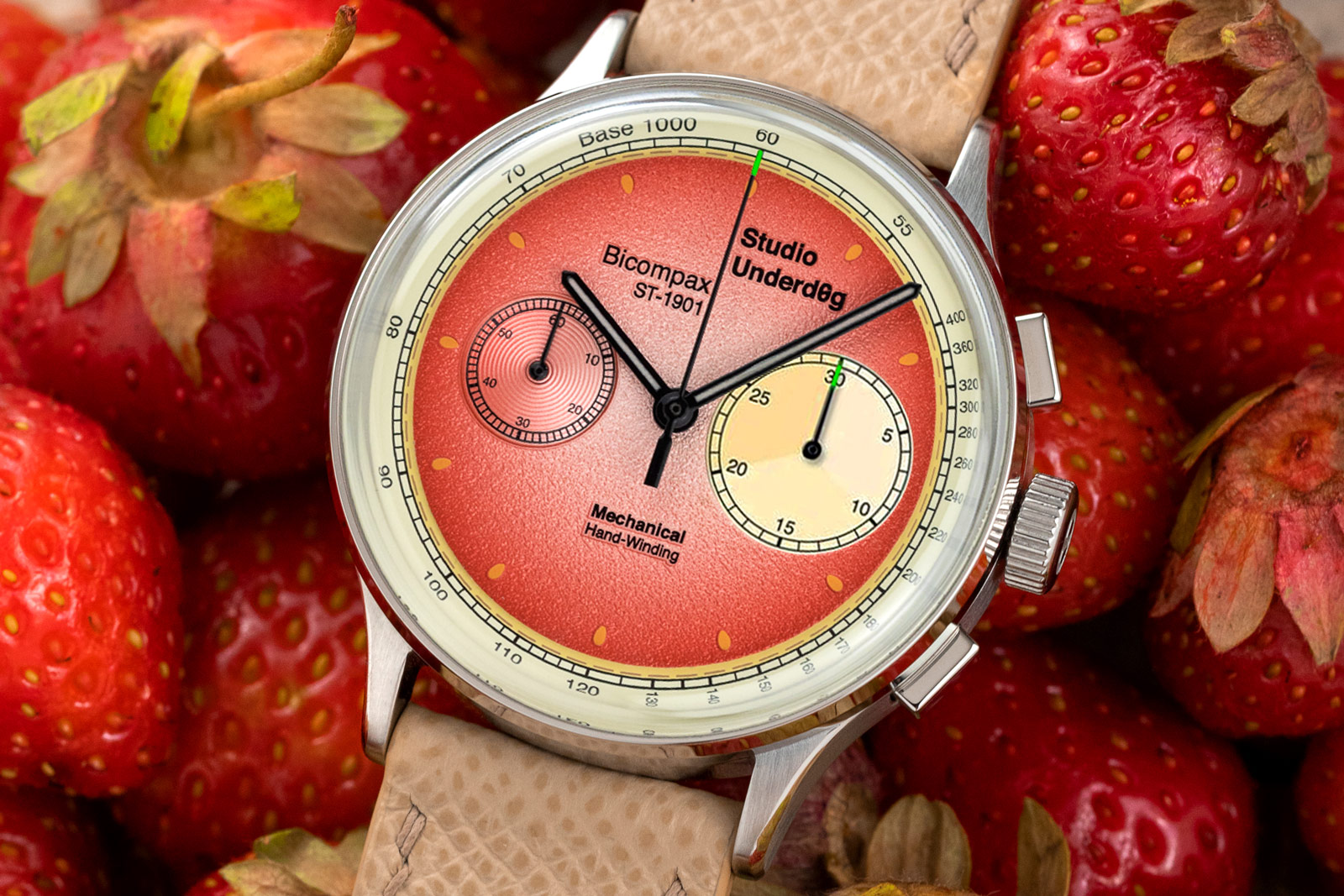 Hemobllo Retractable Nurse Watch Retractable Pocket Watch Cartoon Strawberry  Portable Pocket Watch Hanging Lapel Nurse Watch Badge Watches for Doctor  Nurse - Yahoo Shopping