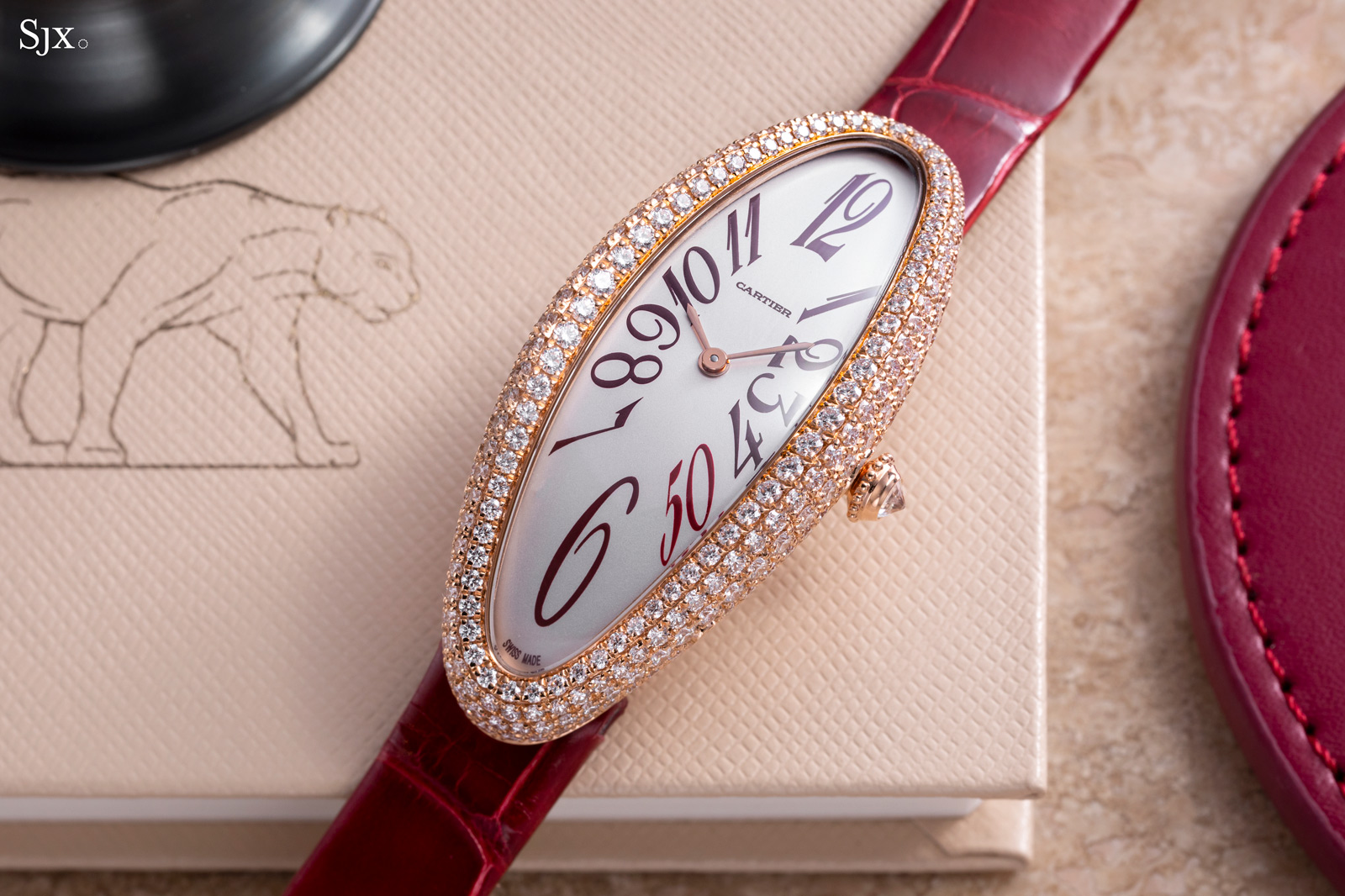 Limited edition hotsell baignoire cartier watch