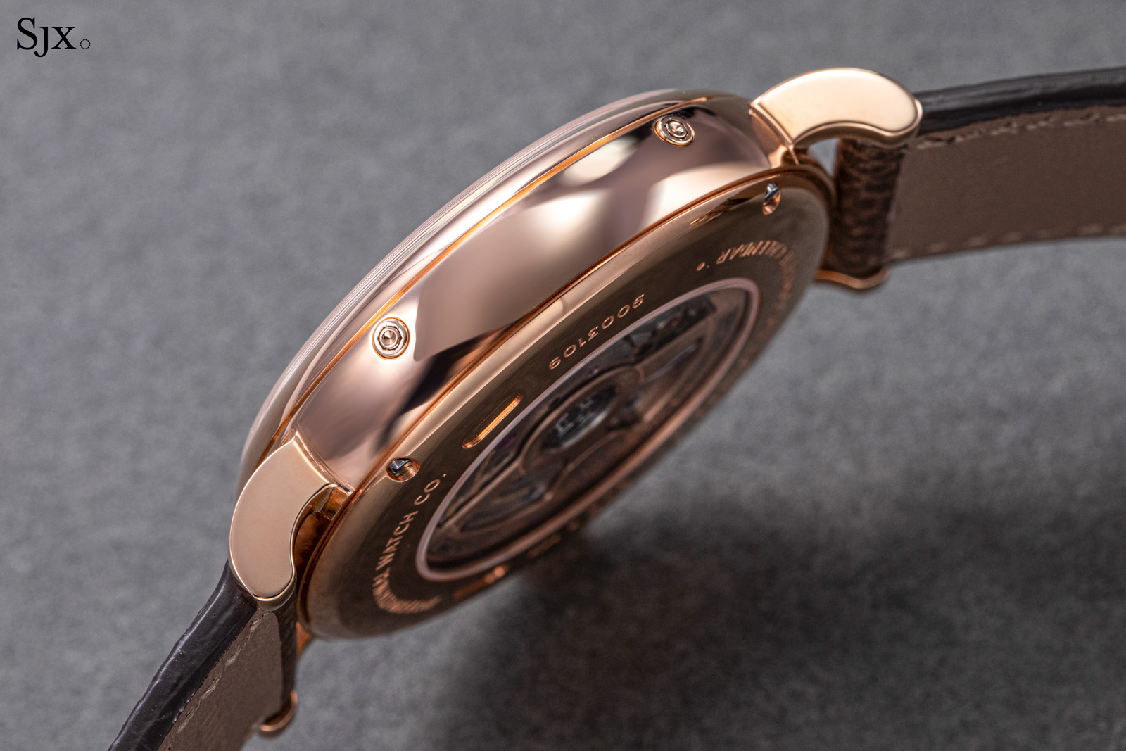 Jaeger-LeCoultre Slims Down the Master Ultra-Thin Power Reserve