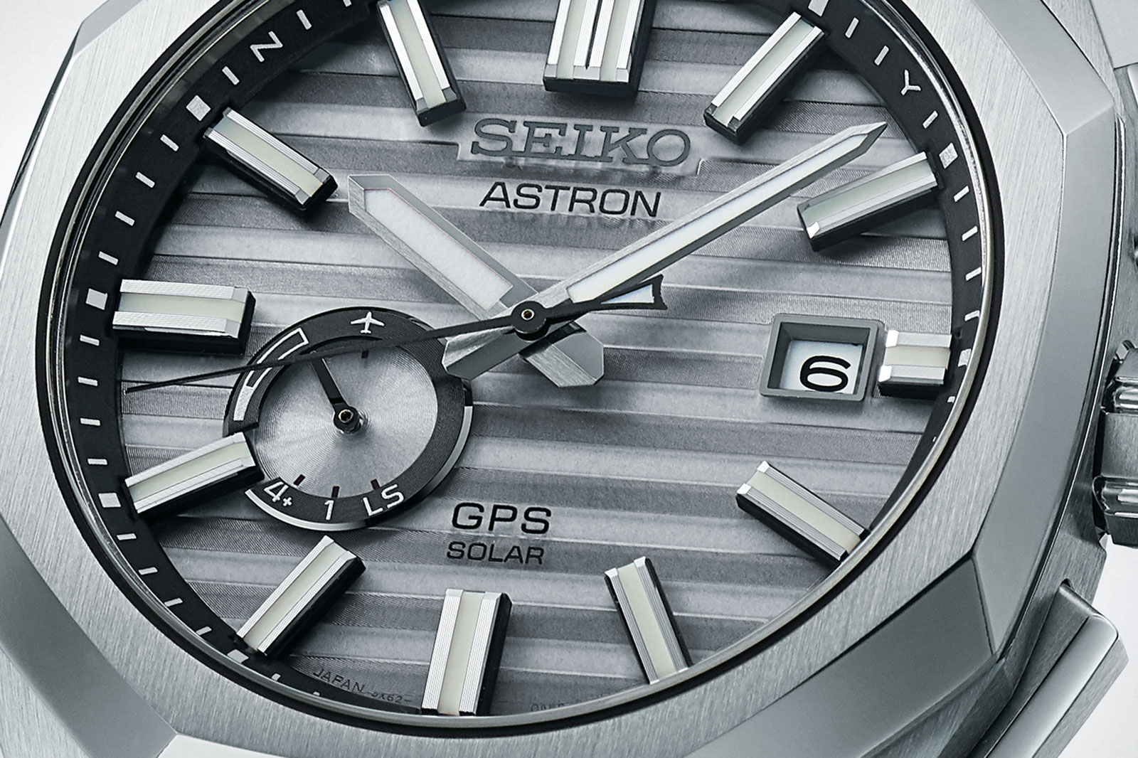 Seiko titanium best sale solar powered watches