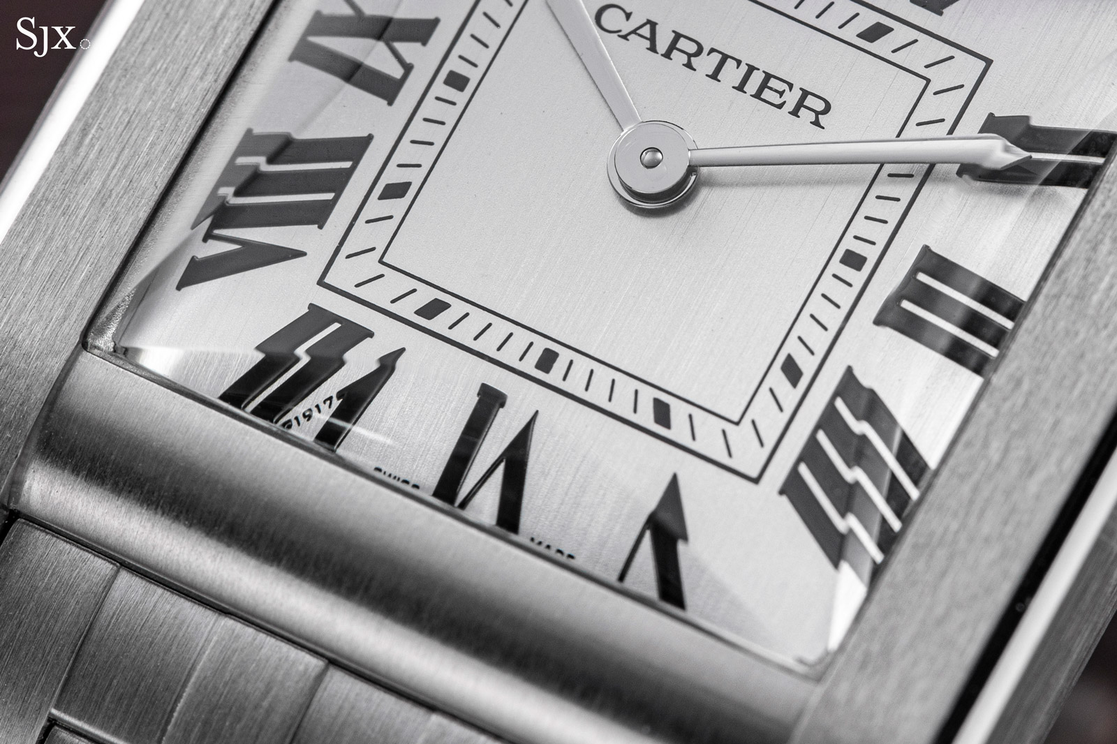 Hands On: Cartier Privé Tank Normale