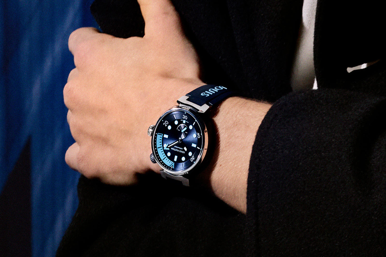 Hands-On - The new Louis Vuitton Tambour Street Diver Skyline Blue