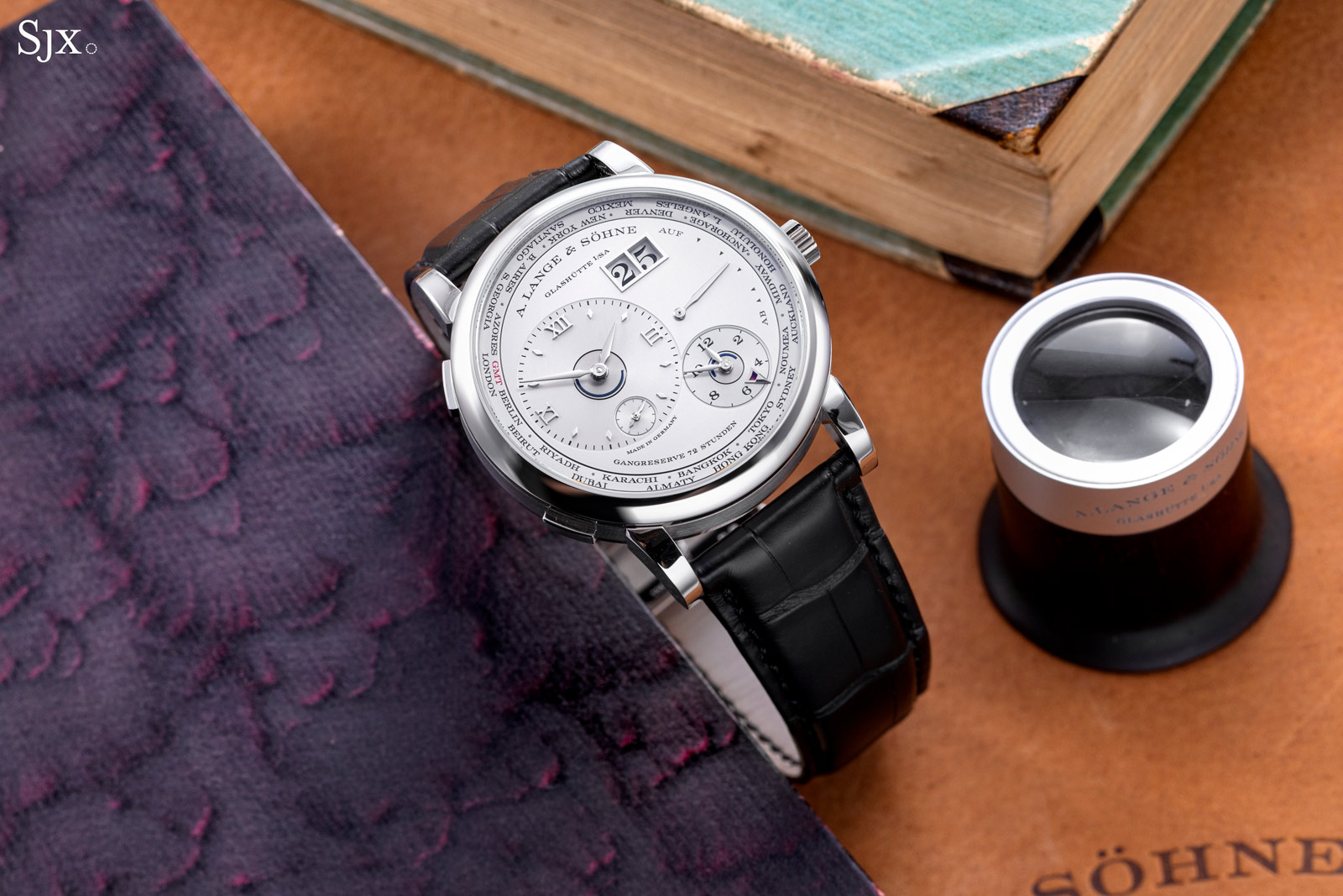 Circles of Time: Reviewing the A. Lange & Söhne Lange 1 Time Zone