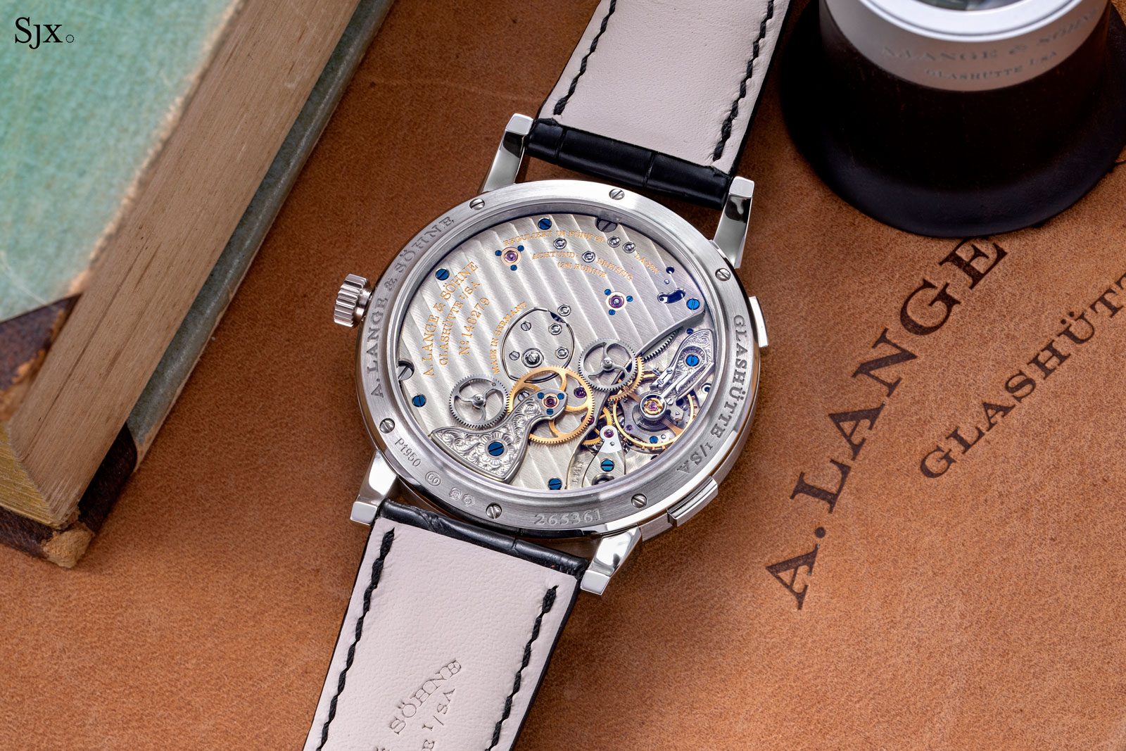 Circles of Time: Reviewing the A. Lange & Söhne Lange 1 Time Zone