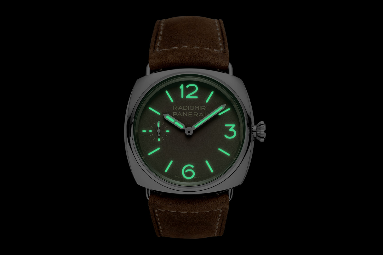 Panerai Leans Traditional with the Radiomir Officine PAM01385